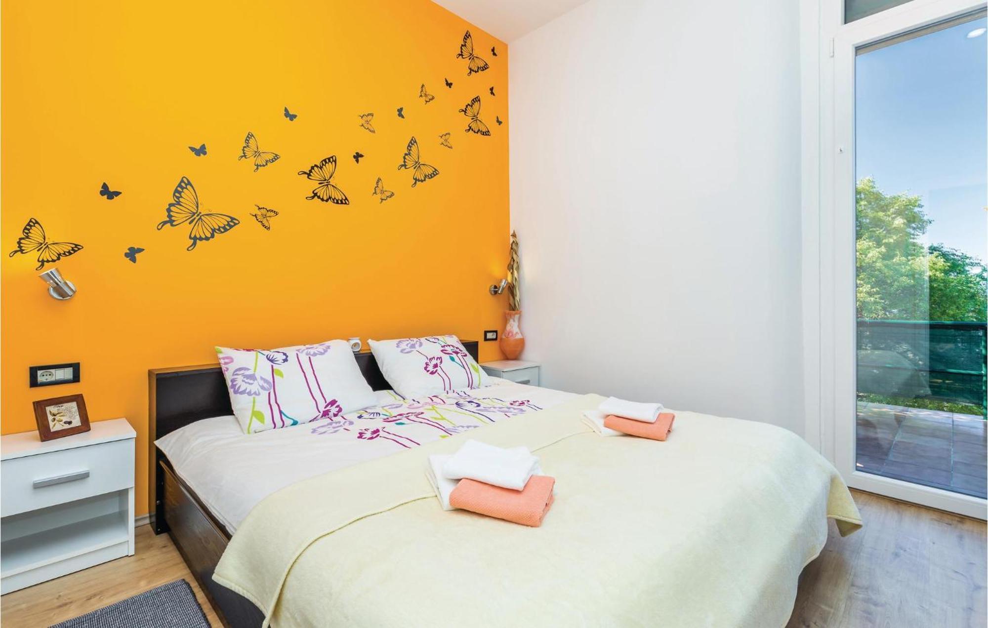 Amazing Apartment In Rijeka With Wifi Bagian luar foto