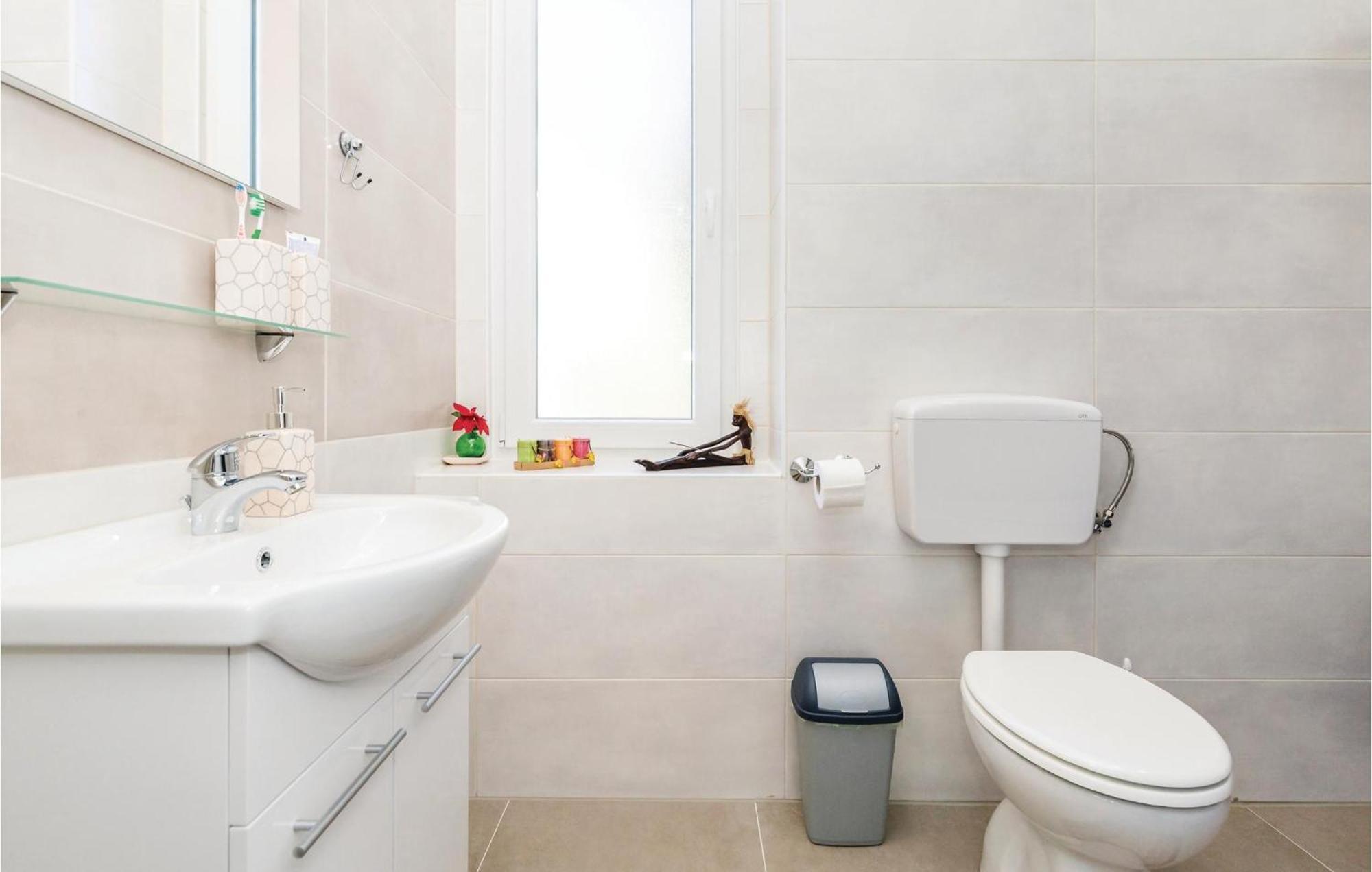 Amazing Apartment In Rijeka With Wifi Bagian luar foto