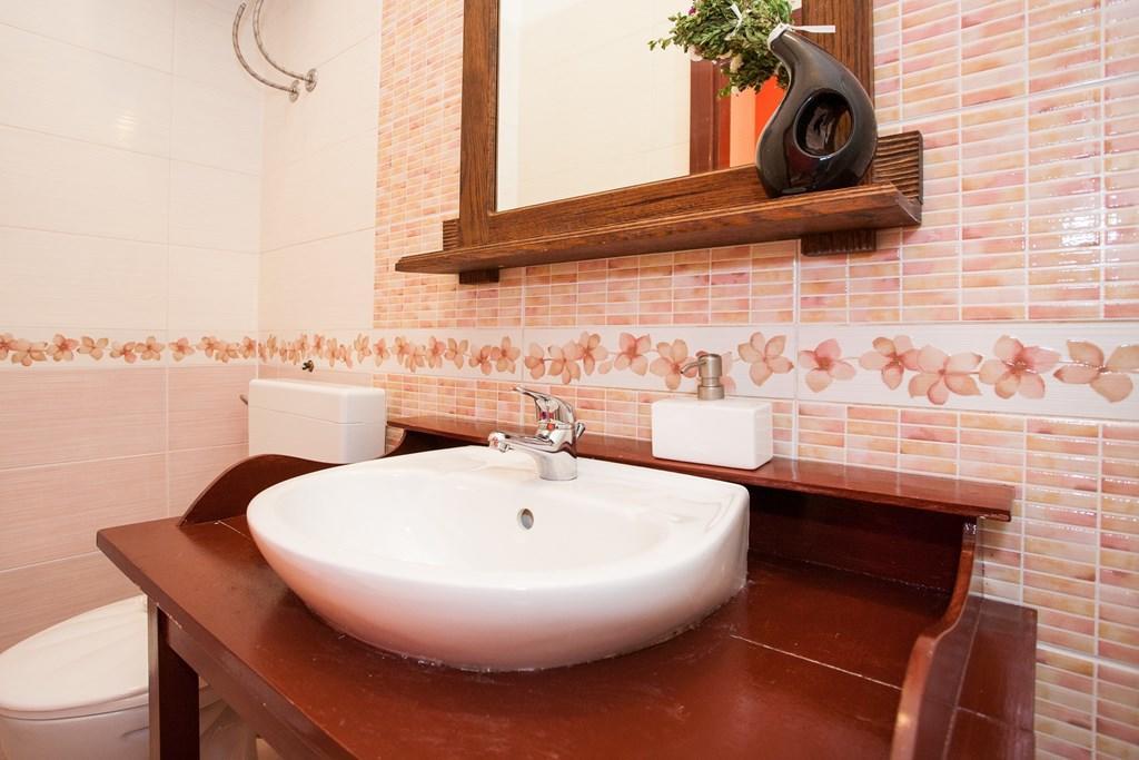 Amazing Apartment In Rijeka With Wifi Ruang foto
