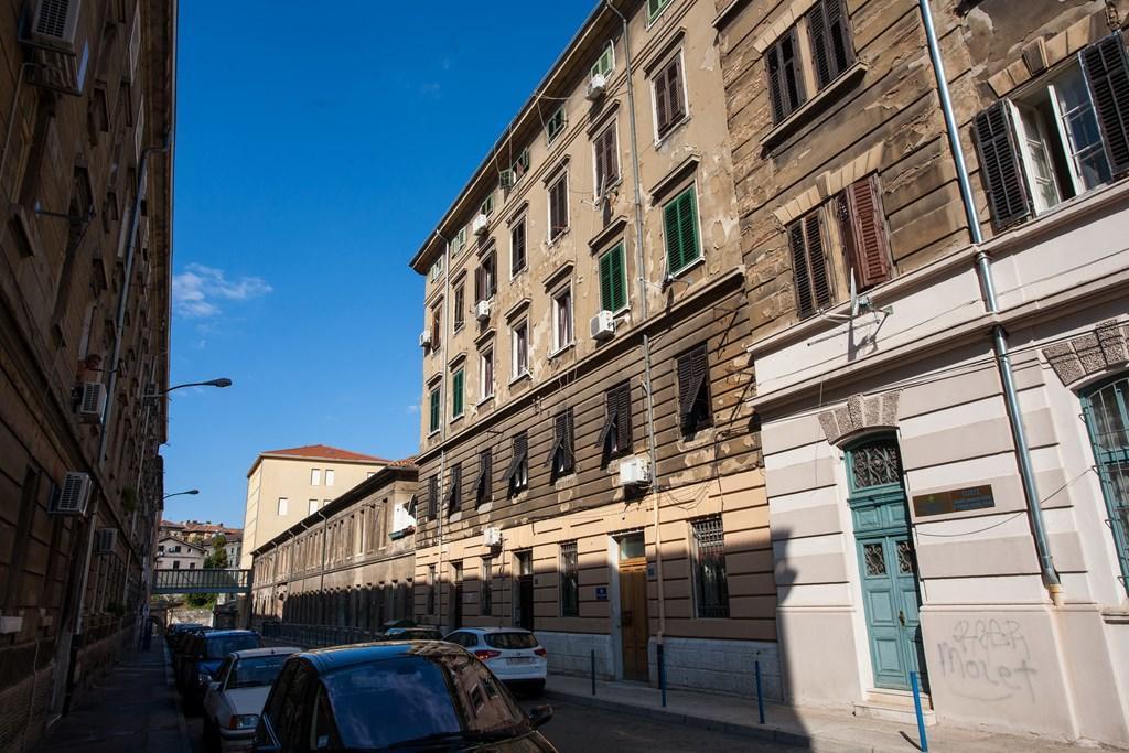 Amazing Apartment In Rijeka With Wifi Ruang foto